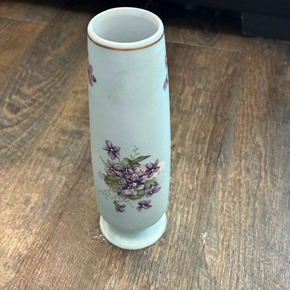 Vintage Norleans Japan Blue Satin Bud Vase with Purple Violets‎ Hand Painted